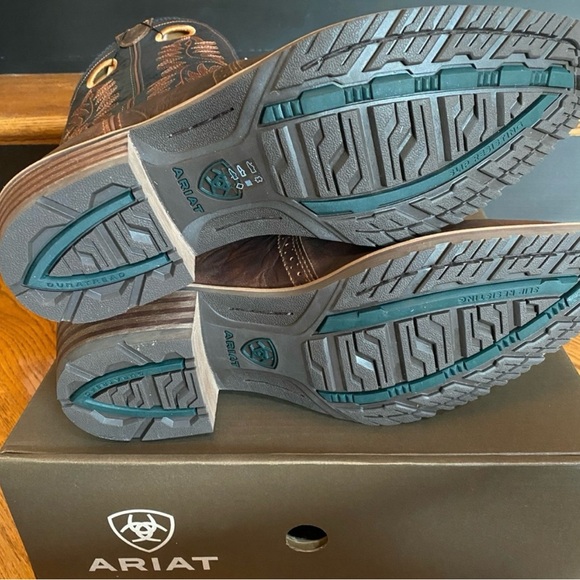 Ariat Hybrid Roughstock Square Toe Cowboy Boot medium width Men’s New Asst - Picture 4 of 4